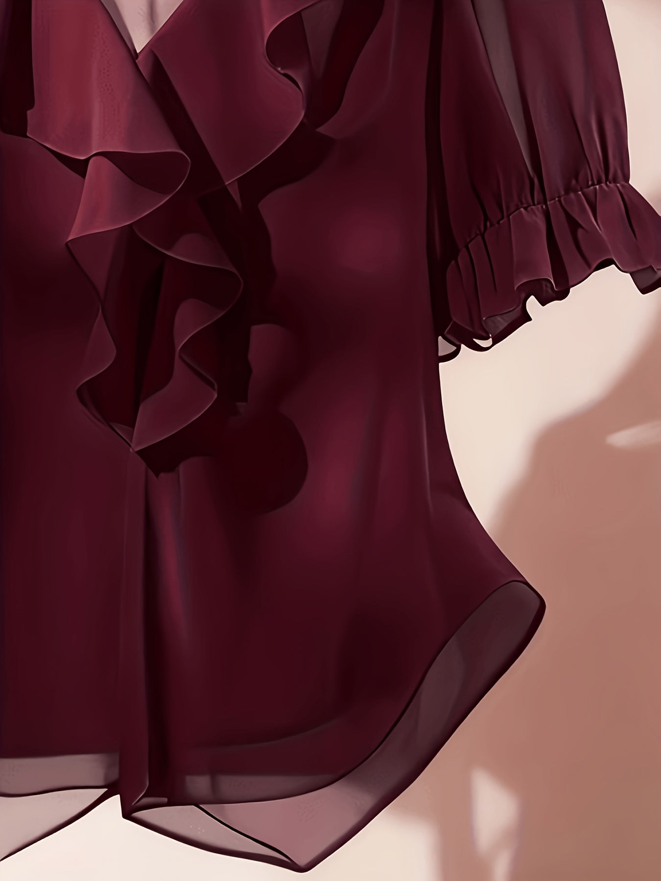 Women's ruffled blouse with frills and puff sleeves – Elegant vintage style for office and leisure