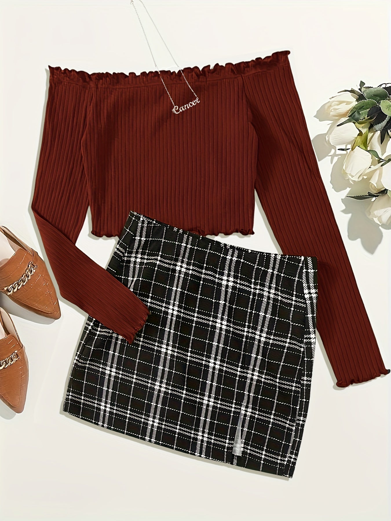 Women's Set Elegant Off-Shoulder Top and Plaid Mini Skirt – Perfect for Spring & Summer