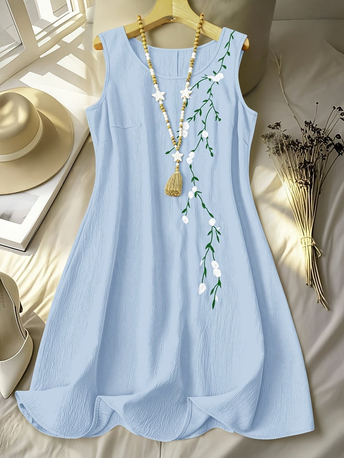 Women's Casual Dress with Embroidery and Floral Pattern – Elegant Summer Style for Everyday and Going Out