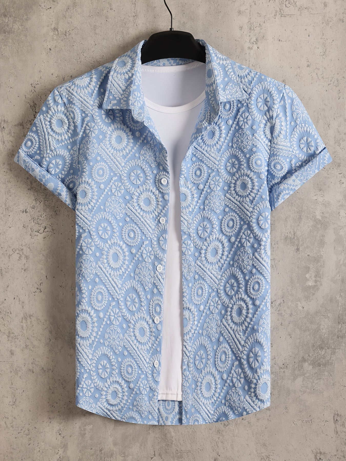 Men's Resort Short-Sleeve Shirt with Modern Medallion Pattern – Stylish Casual Shirt for Summer & Vacation