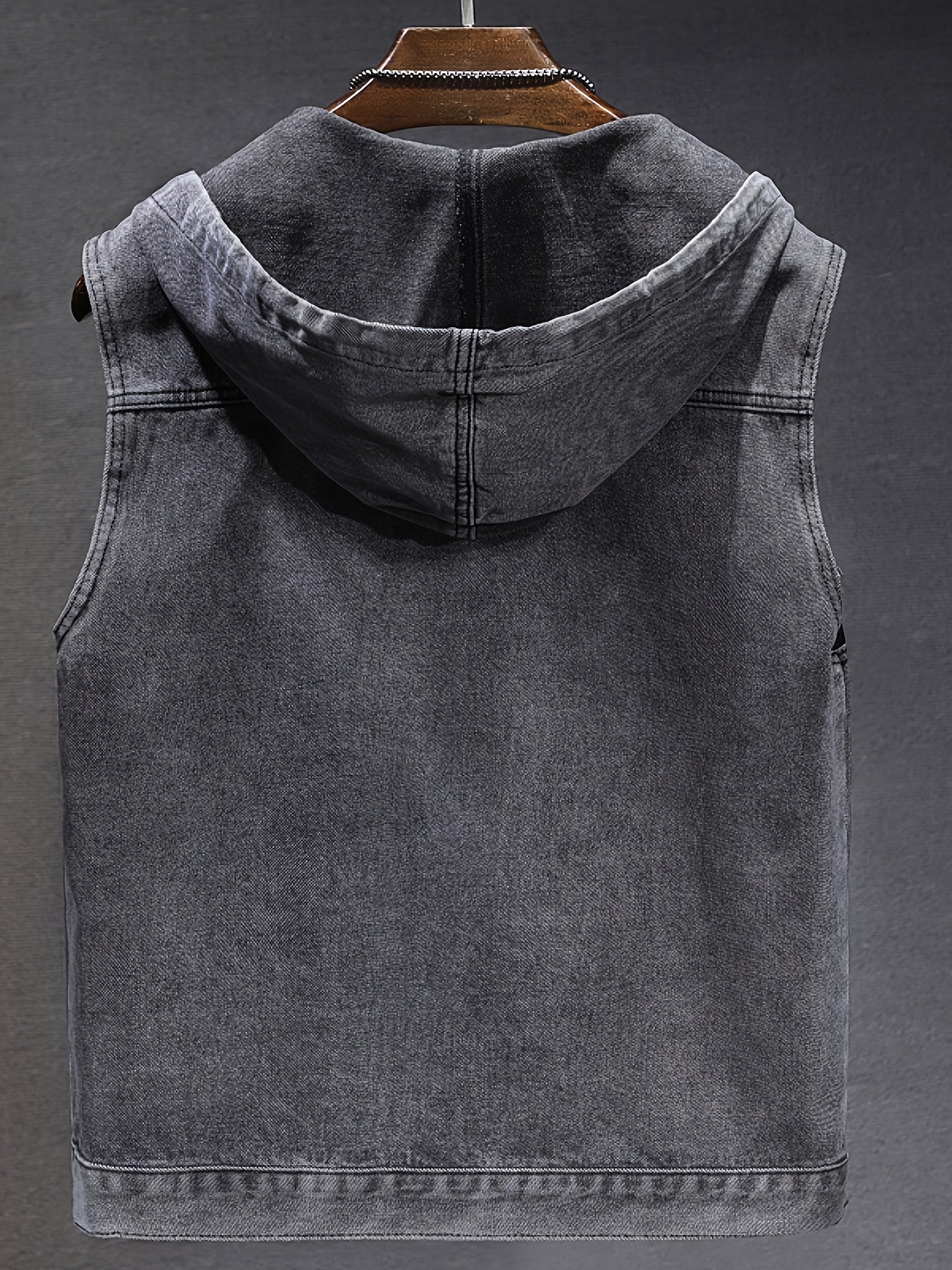 Men's denim vest with hood, sleeveless, with zipper and pockets