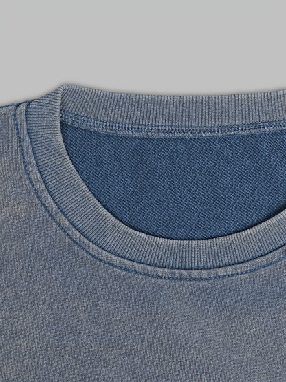 Unisex sweatshirt with cat sushi design, crew neck, long sleeves