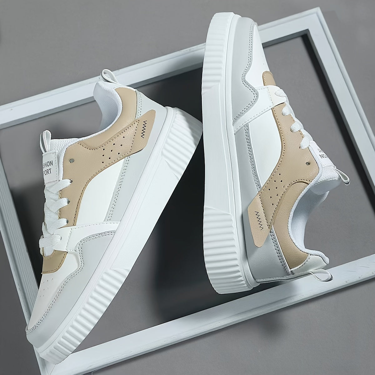 Men's Trendy Sneakers with Platform and Modern Design for Everyday and Leisure Use