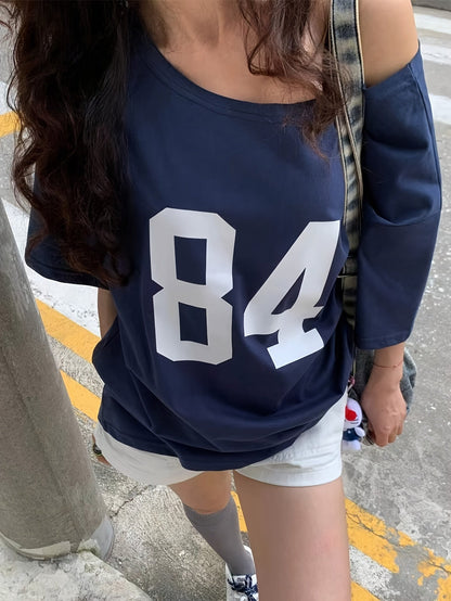 Damen Oversize Streetwear T-Shirt mit Nummernprint im Varsity-Stil – Lässiges Retro-Shirt für Freizeit und Alltag
