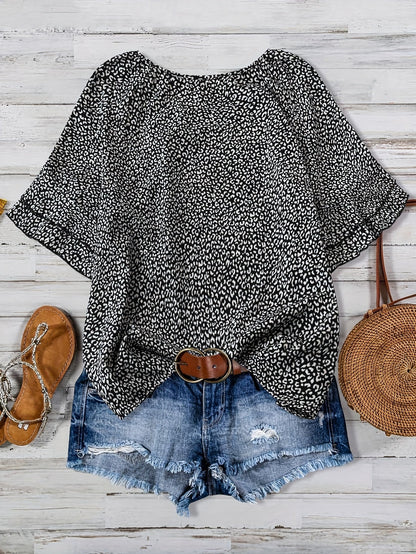 Damen Sommer Freizeitset mit Leopardenmuster – Lässiges Oberteil, Jeansshorts und Accessoires, ideal für Urlaub und Alltag