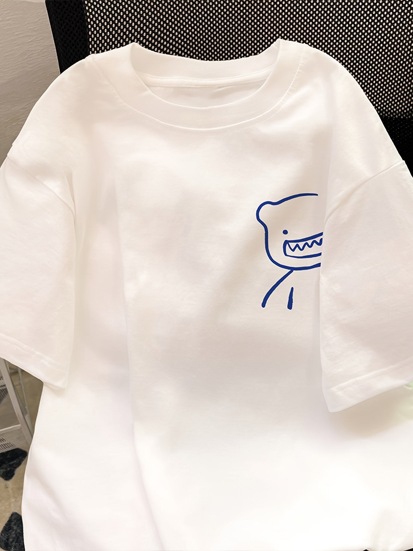 Men's Oversized Streetwear T-Shirt with Bear Print – Artistic Look, Casual Fashion