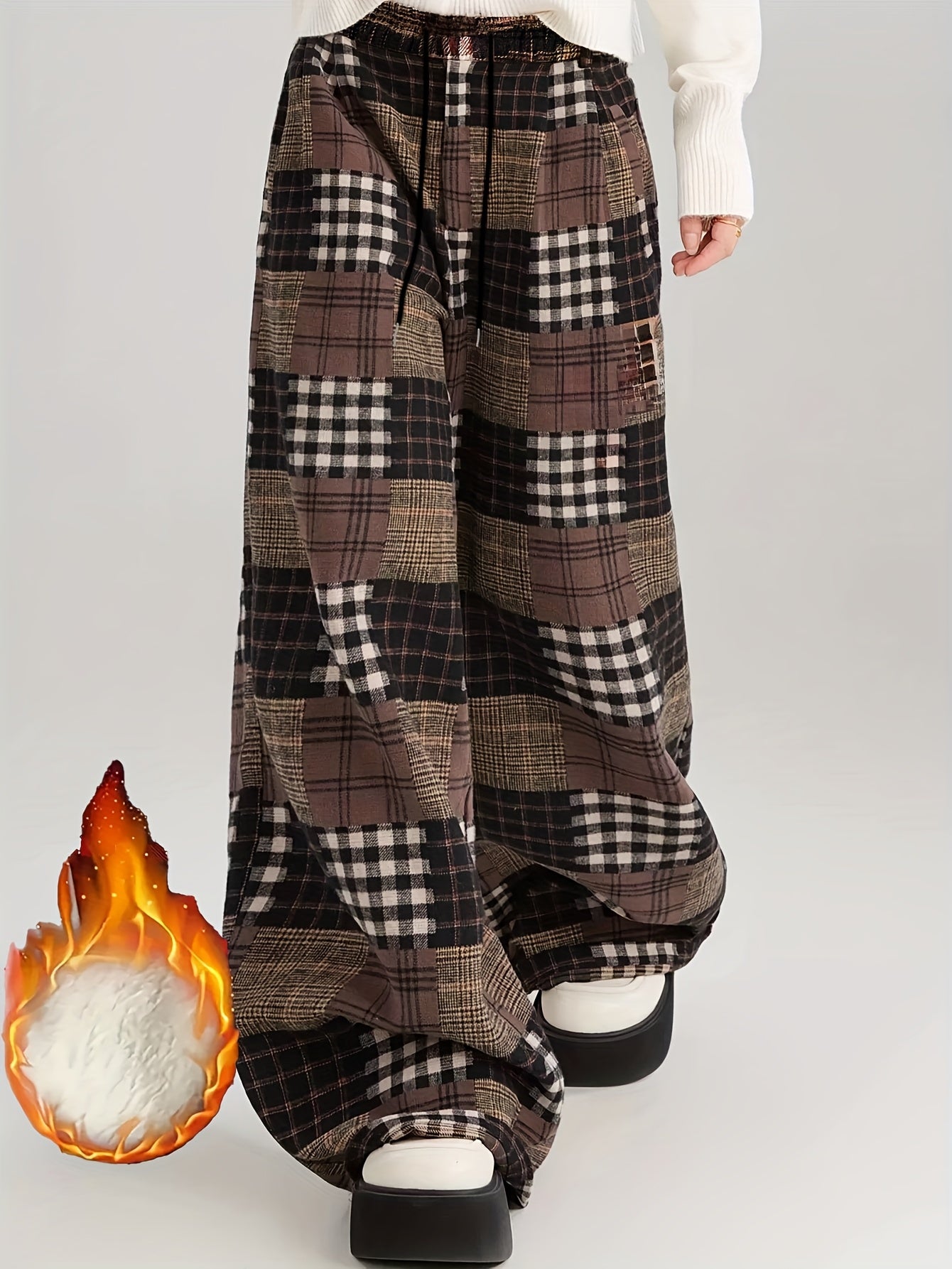 Weite Patchwork-Hose mit Karomuster und Innenfutter