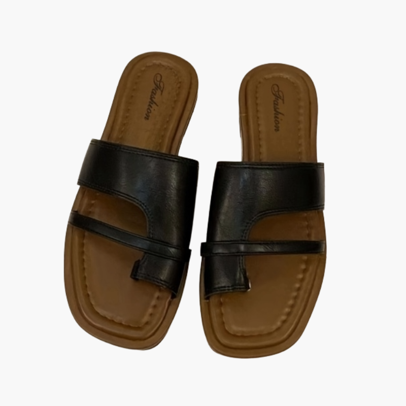 Women's casual sandals with a modern cut – Comfortable summer shoes for everyday wear and vacation