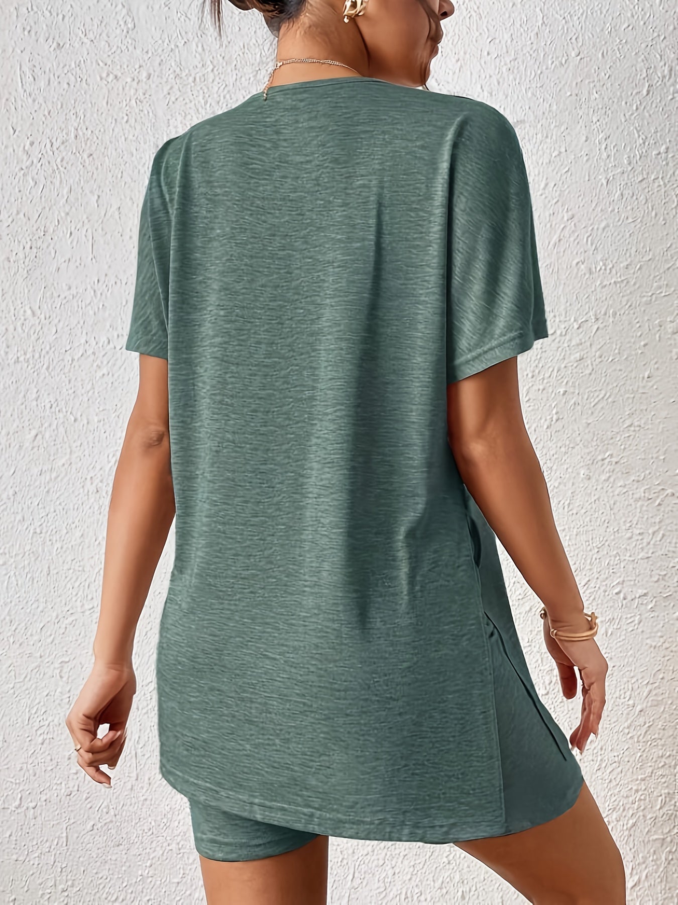 Women's Lounge Set Two-Piece Short-Sleeve T-Shirt with Shorts Elegant Casual Look