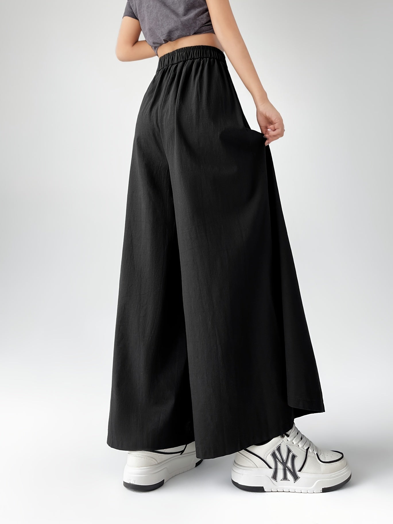 Women's Wide-Leg Culotte Pants for Leisure and Everyday Wear, Trendy Palazzo Pants, Loose Fit Design