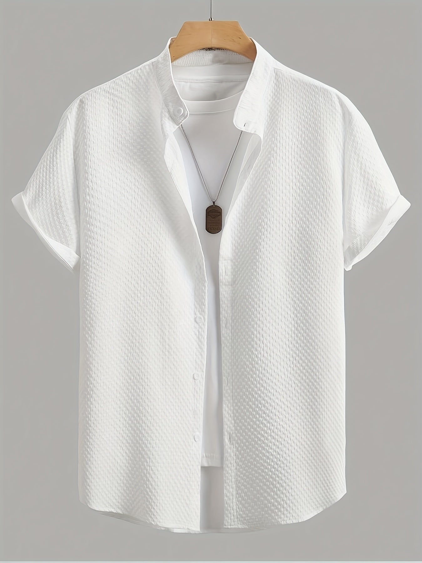 Men's casual shirt with short sleeves and stand-up collar – modern summer shirt for everyday and leisure use