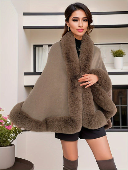 Women's cape with faux fur trim - Warm poncho design