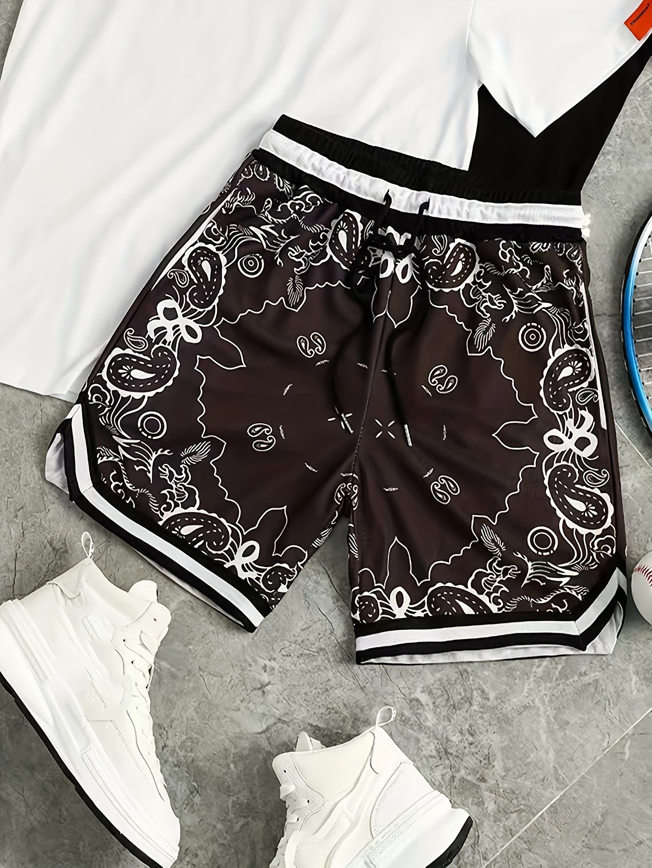 Herren Streetwear Basketball Shorts mit Paisley Print – Sportliche Freizeithose für Alltag & Training