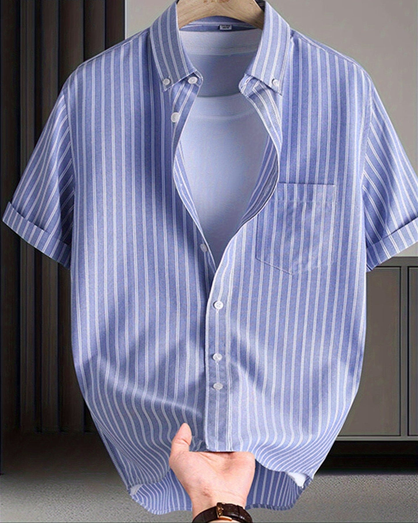 Men's Short-Sleeve Shirt with Stripe Pattern – Modern Business and Casual Shirt, Regular Fit, Stylish for Everyday and Office Wear