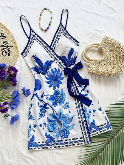 Women's summer wrap dress with tropical print and floral pattern – Perfect for vacation and leisure