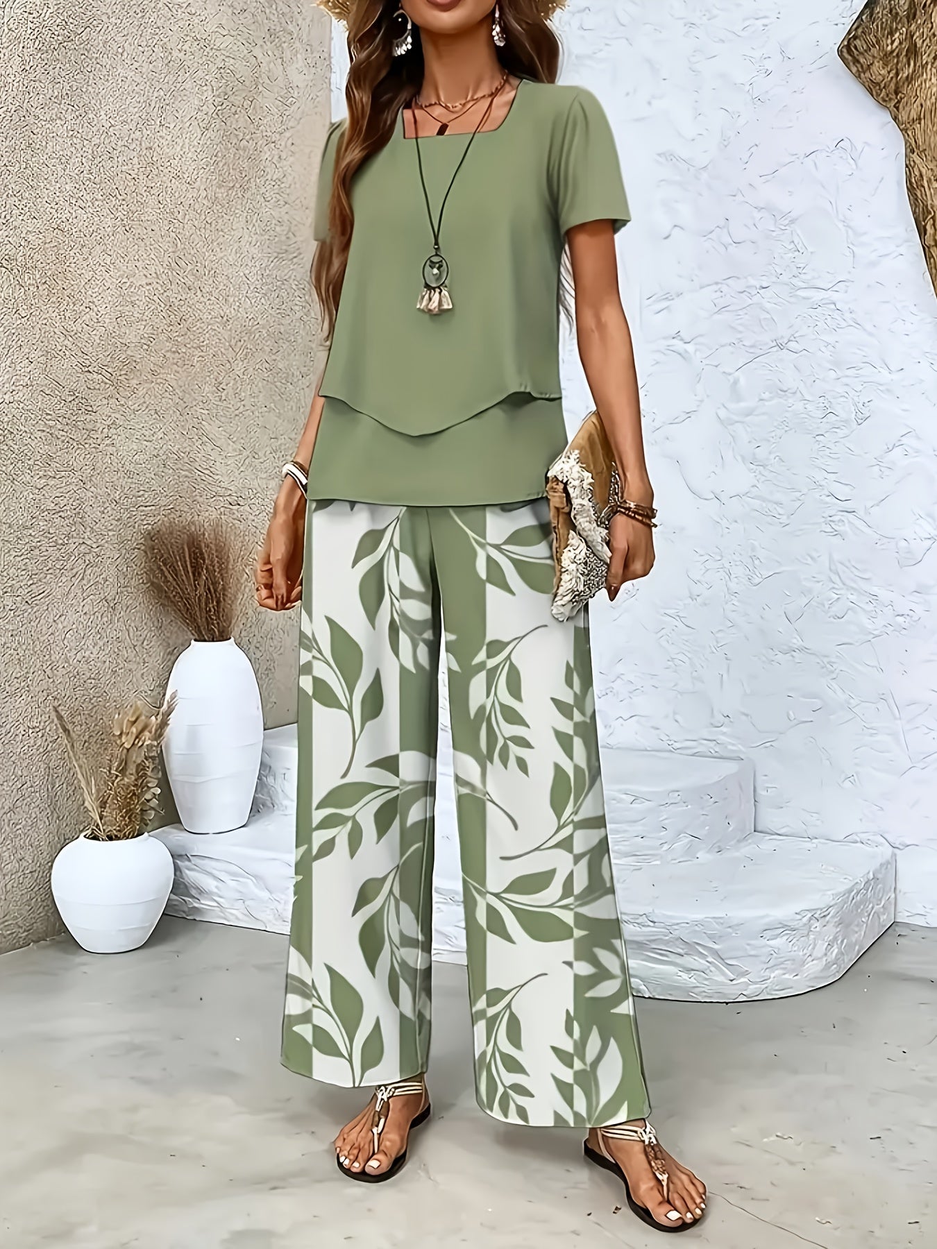 Women's Elegant Two-Piece Set with Short-Sleeve Shirt and Wide-Leg Pants, Floral, Perfect for Everyday and Vacation