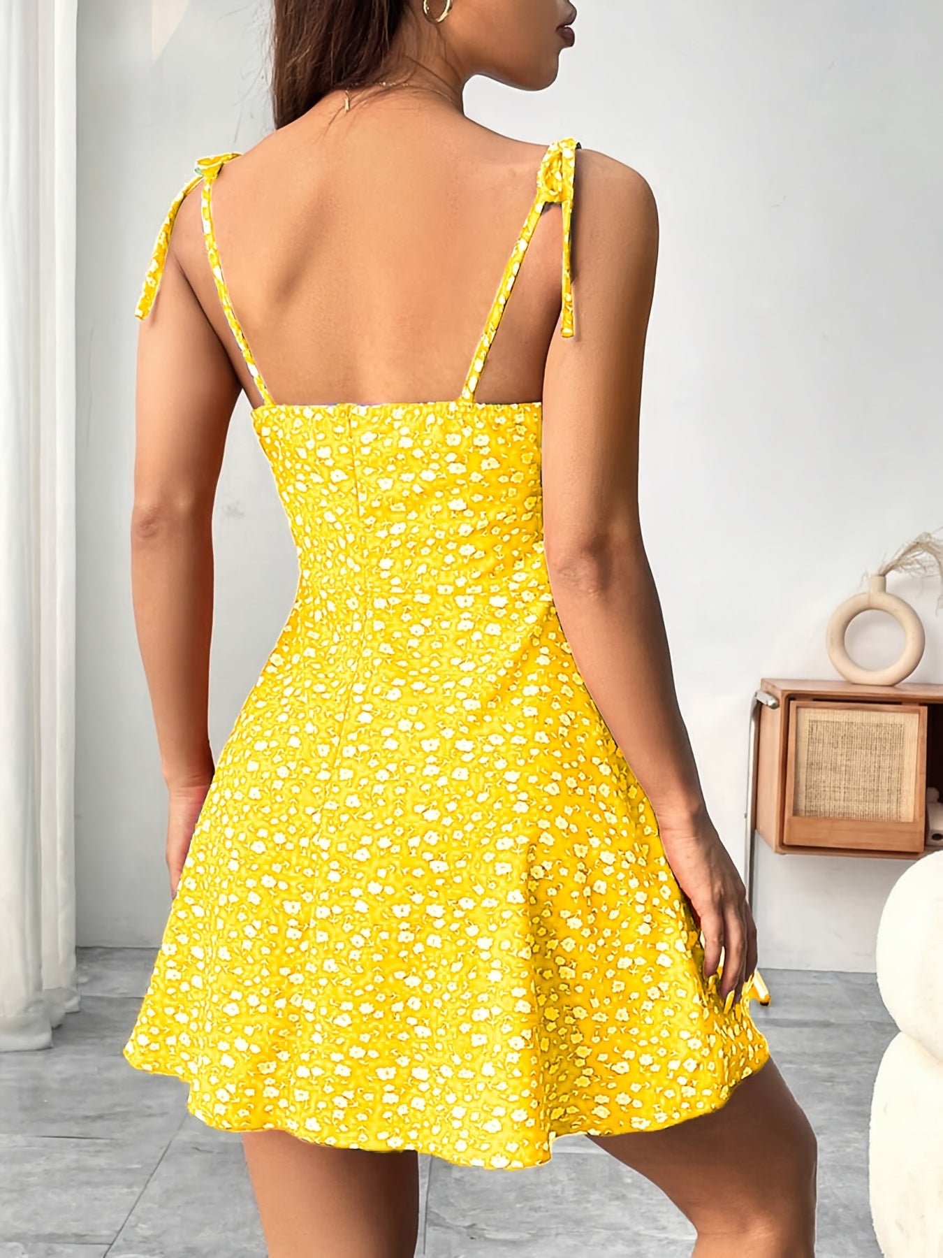 Women's summer dress with floral pattern and bows – Elegant casual dress for everyday and vacation