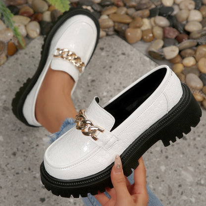 Damen Chunky Chain Loafer Slip-Ons – Modische Alltagsschuhe mit Plateau und Kettendetail
