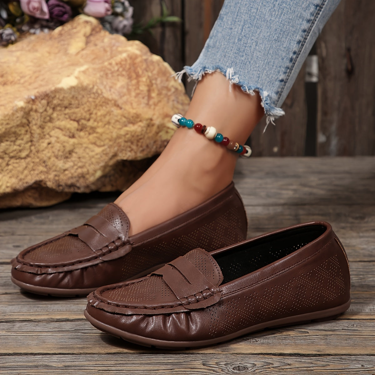 Women's Comfort Loafers – Classic Flexible Slip-On Shoes for Everyday and Leisure