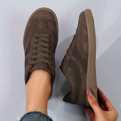 Women's Vintage Sneakers in Retro Look – Everyday, Leisure & Street Style