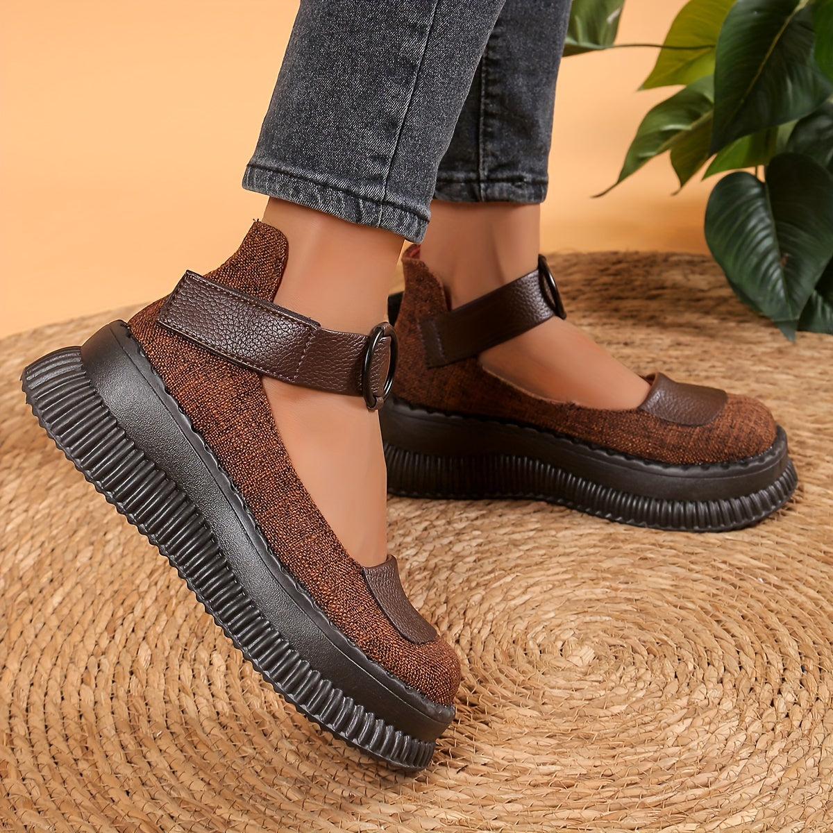 Women's Vintage Mary Jane Low Shoes with Round Toes and Straps – Comfortable Casual Shoes for Everyday and Office Use