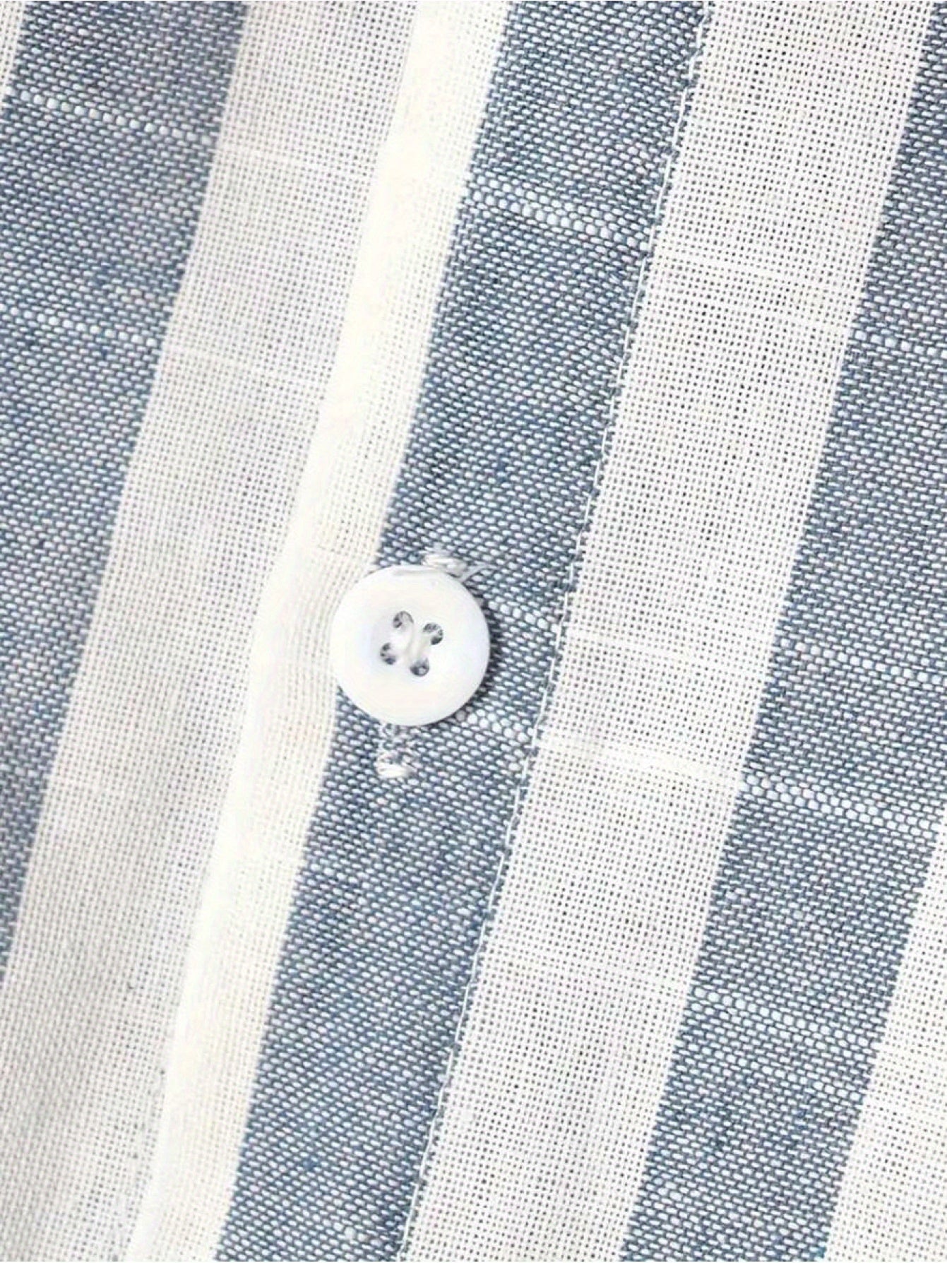 Men's casual shirt with wide stripes and modern cut – Perfect for everyday wear and vacation