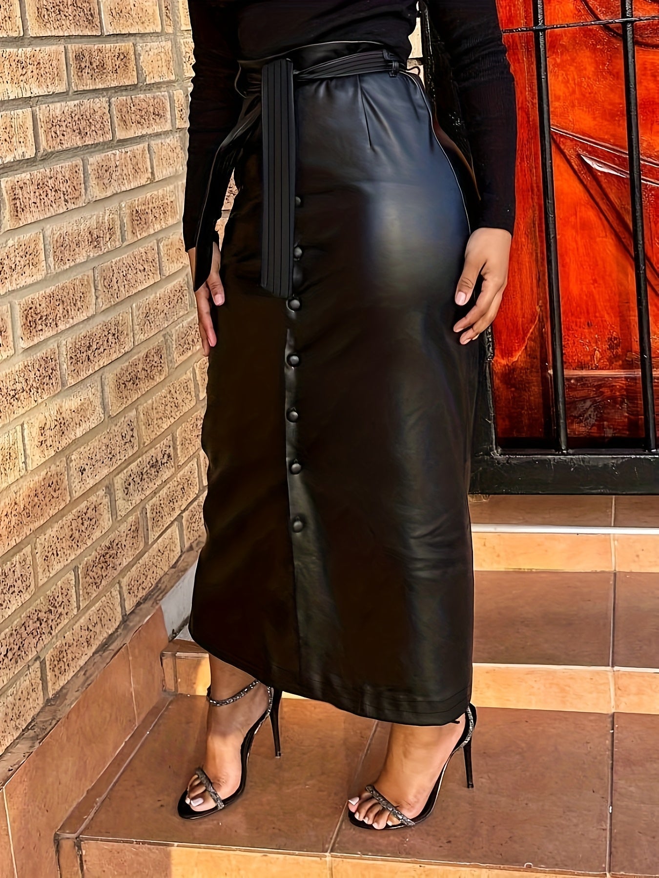 Women's faux leather maxi skirt with buttons and tie belt, black