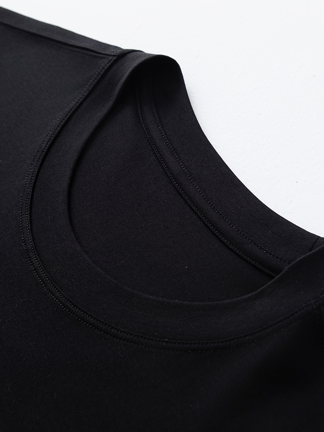 Men's T-shirt with minimalist "whatever" print, casual style, modern design, for everyday wear and leisure