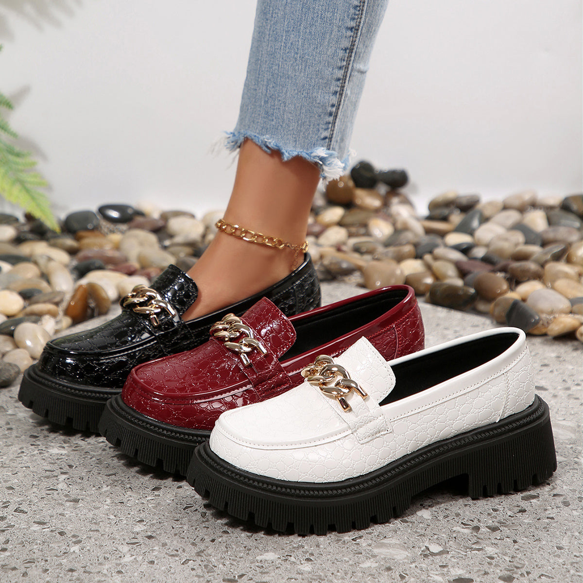 Damen Chunky Chain Loafer Slip-Ons – Modische Alltagsschuhe mit Plateau und Kettendetail