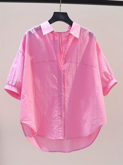 Women's Oversized Blouse Shirt with High-Low Hem and Short Sleeves – Fashionable Office and Casual Look