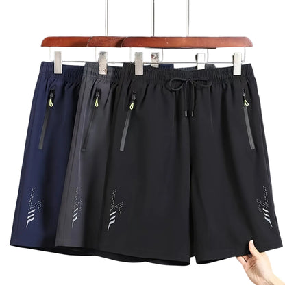 Men's sports shorts with zippered pockets for leisure and training