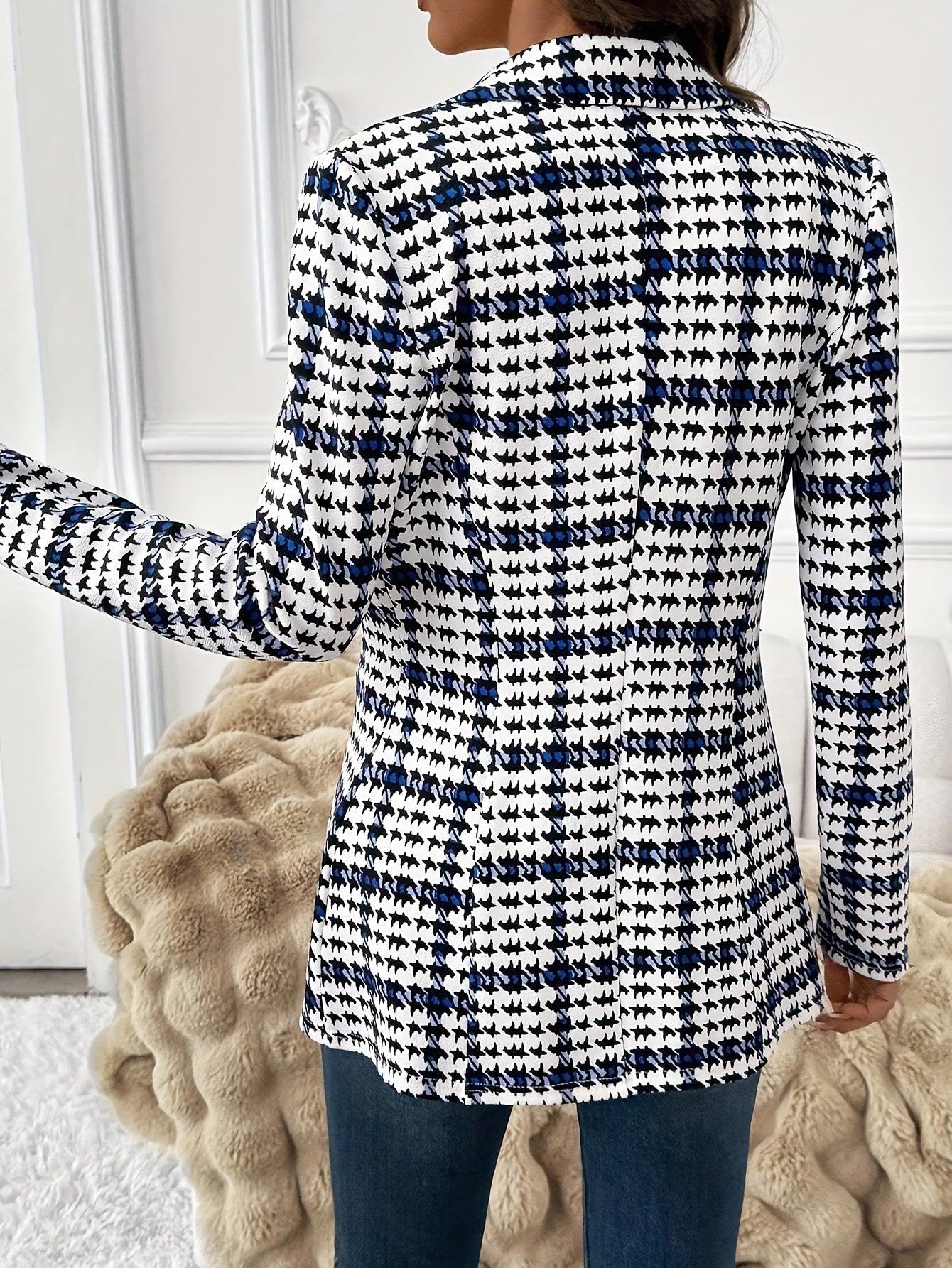 Women's Elegant Business Blazer in Checkered Style for Office and Everyday Wear