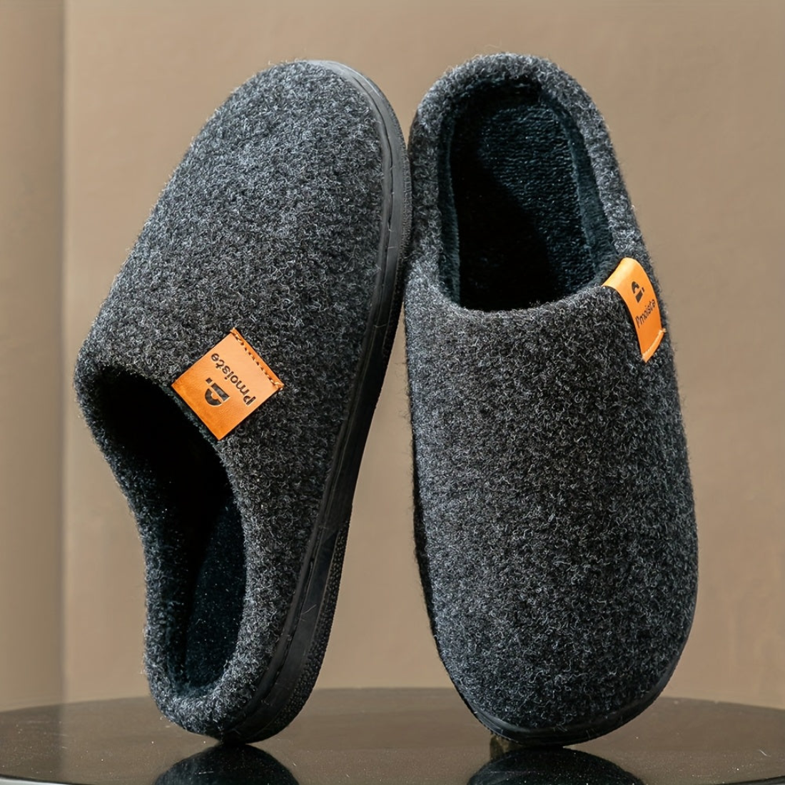 Unisex Warm Plush-Lined Slippers with Non-Slip Soles – Various Colors