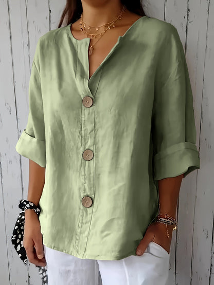 Women's blouse with large buttons and loose fit – everyday & office, casual style