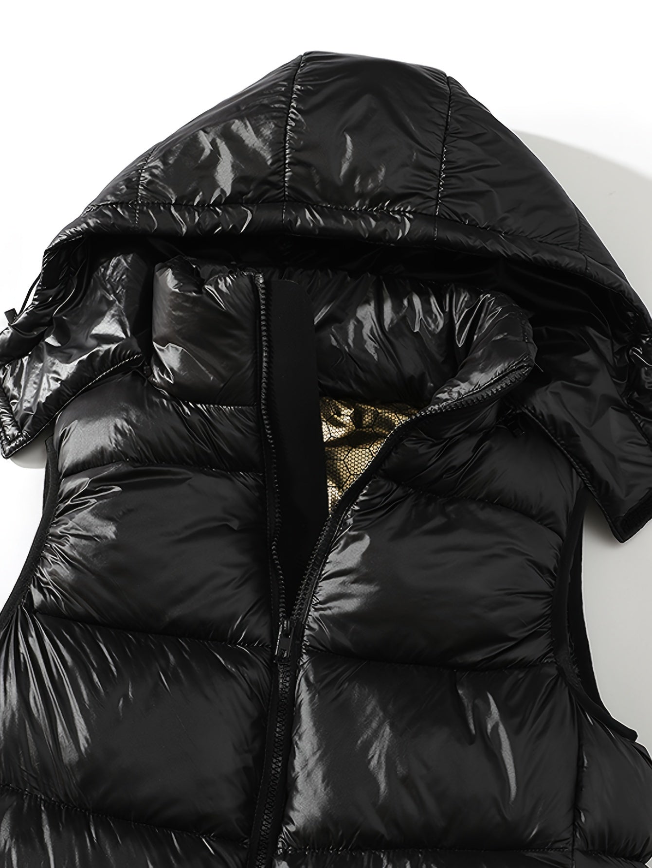 Men's quilted vest with hood – Shiny puffer vest