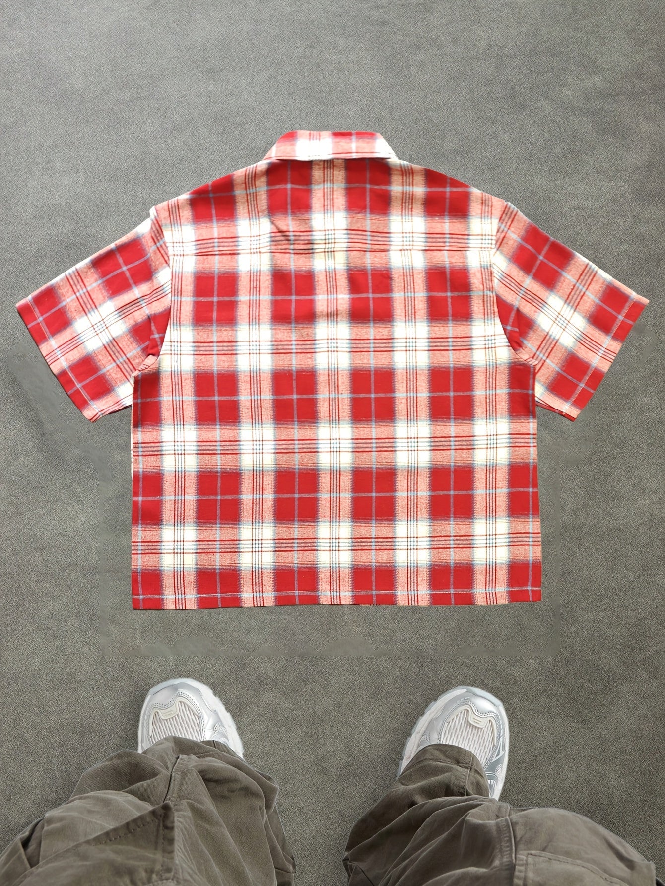 Herren Kurzarm Hemd im modernen Karo-Design – Lässiger Streetstyle für Alltag und Freizeit