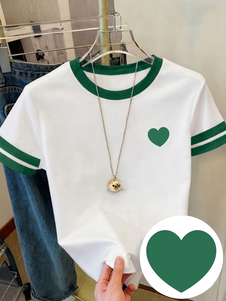 Damen T-Shirt mit Herz-Print und Kontraststreifen – Modisches Freizeitshirt für Frühling und Sommer
