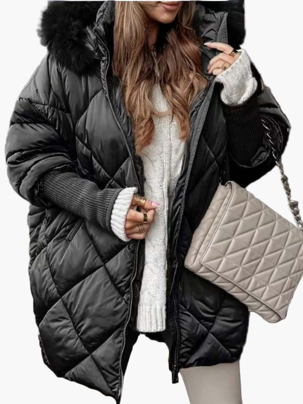 Women's winter quilted jacket with hood and oversize look – fashionable outdoor jacket for cold days