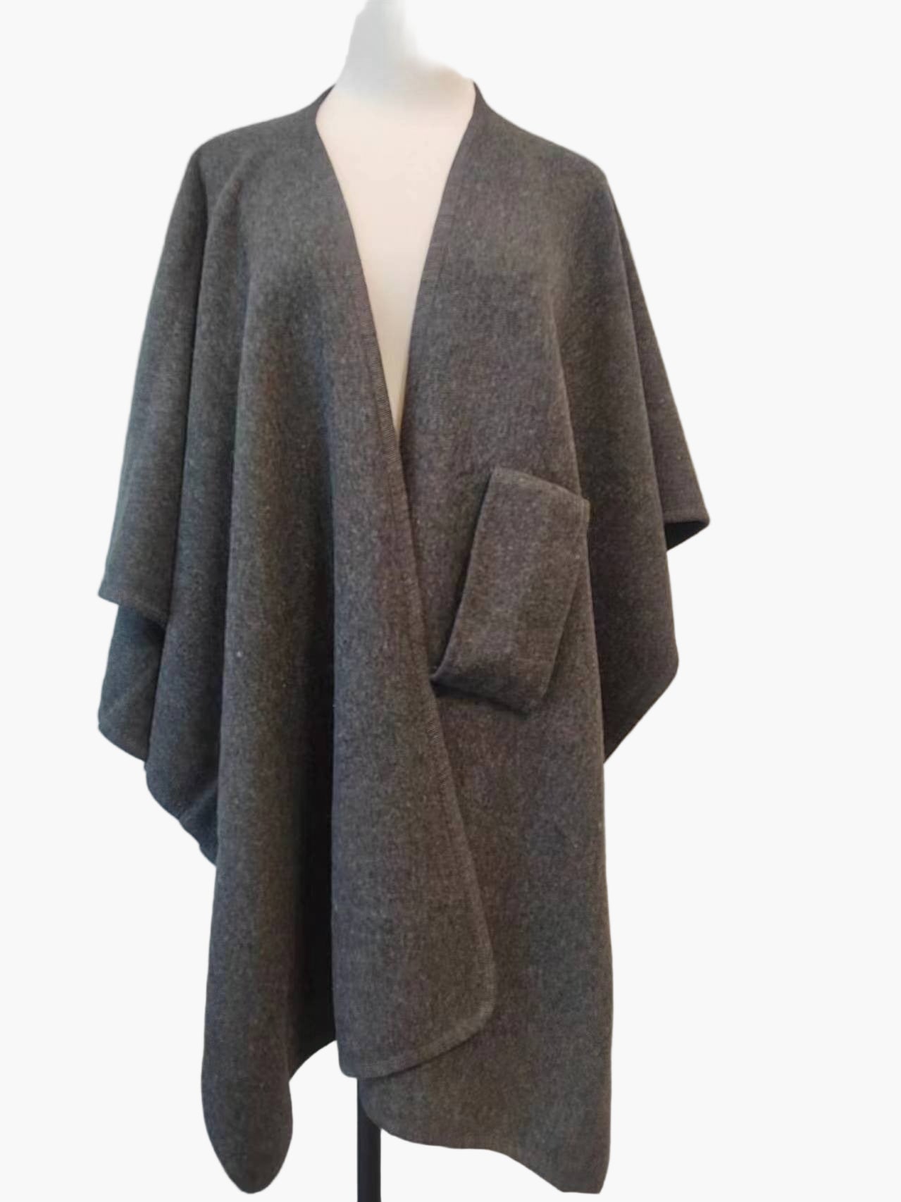 Women's poncho scarf with loop – elegant wrap for everyday & office