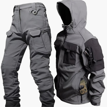 Men's Outdoor Tactical Softshell Suit – Wind- & Waterproof Functional Jacket with Pants for Adventure, Hiking & Survival