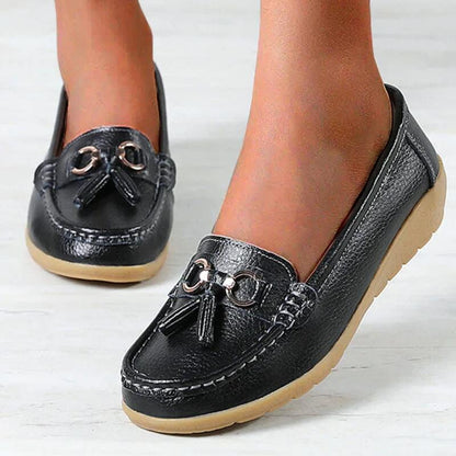 Women's moccasins comfort slip-ons with tassel for everyday and office use