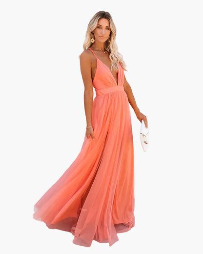 Women's Long Dress Elegant Summer Celebration Evening Wear with Thin Shoulder Straps and V-Neckline