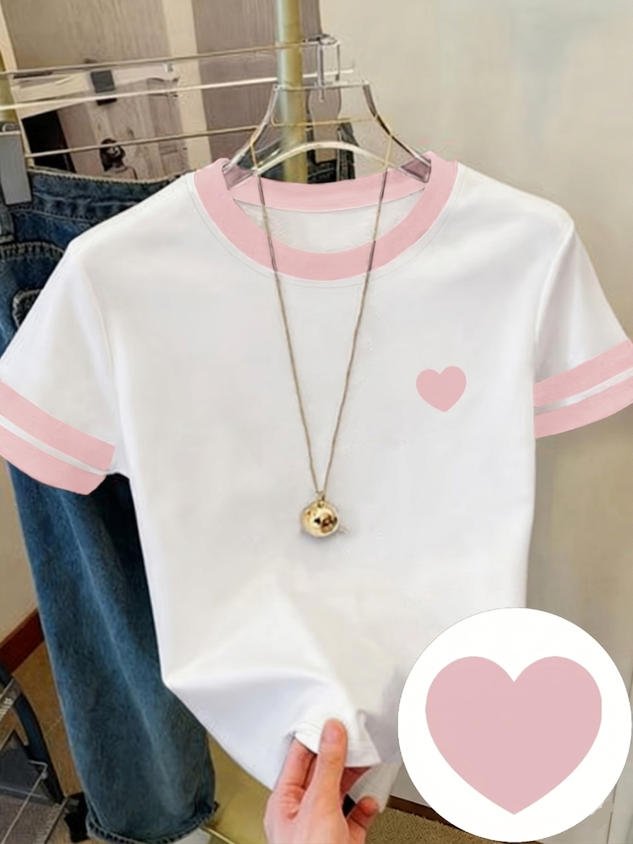 Damen T-Shirt mit Herz-Print und Kontraststreifen – Modisches Freizeitshirt für Frühling und Sommer