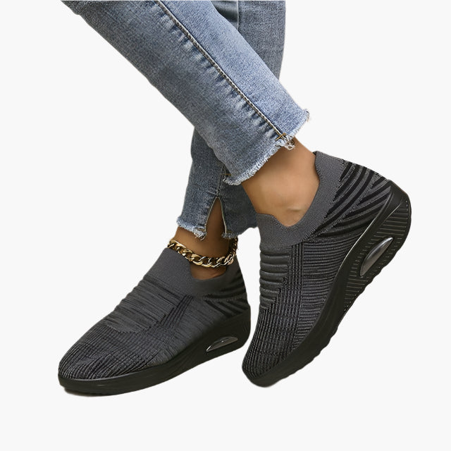 Women's Slip-On Sneakers – Comfortable Casual Shoes for Everyday and Sports Activities