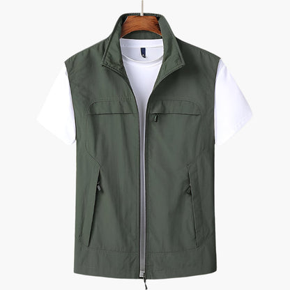 Men's Outdoor Vest – Modern Sleeveless Casual Vest for Everyday & Activities
